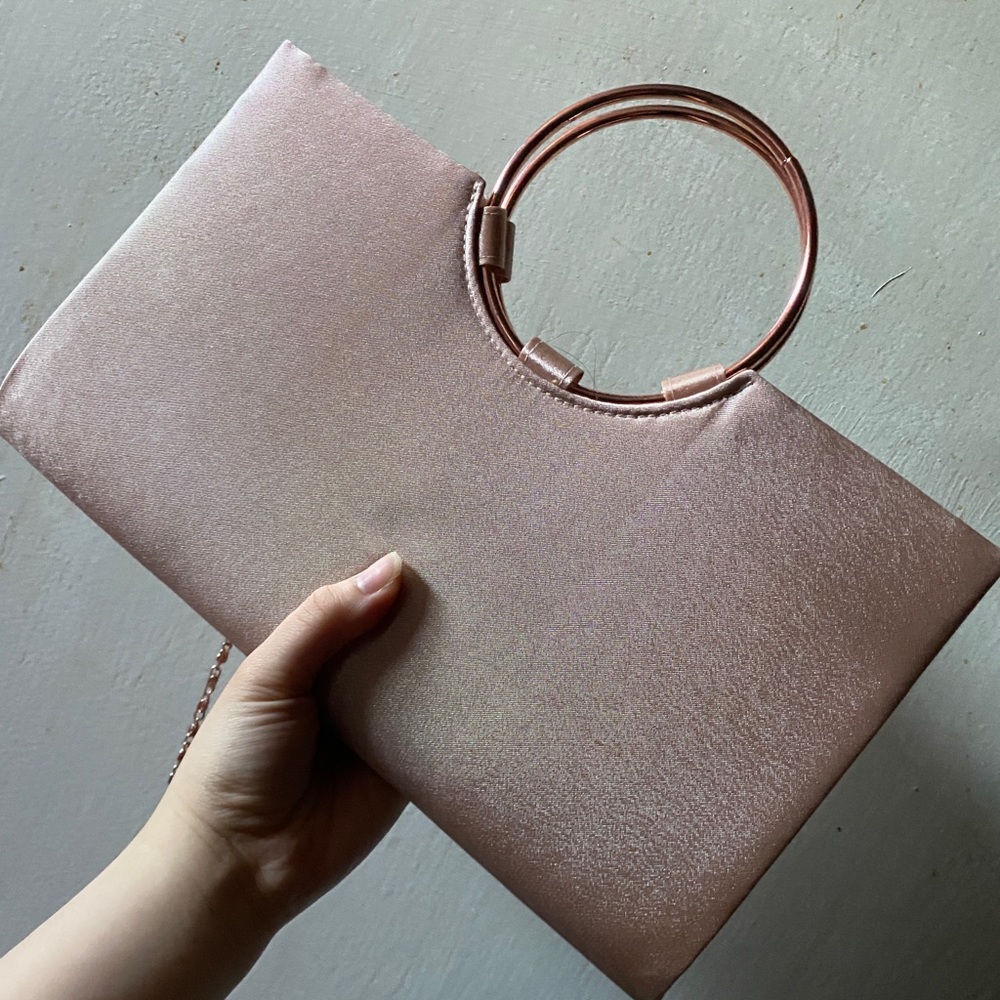 Pink Handbag with Chain - Picture 1 of 3